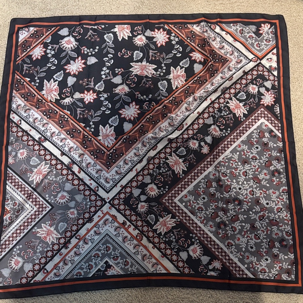 Giani Bernini Black and Brown Floral Scarf